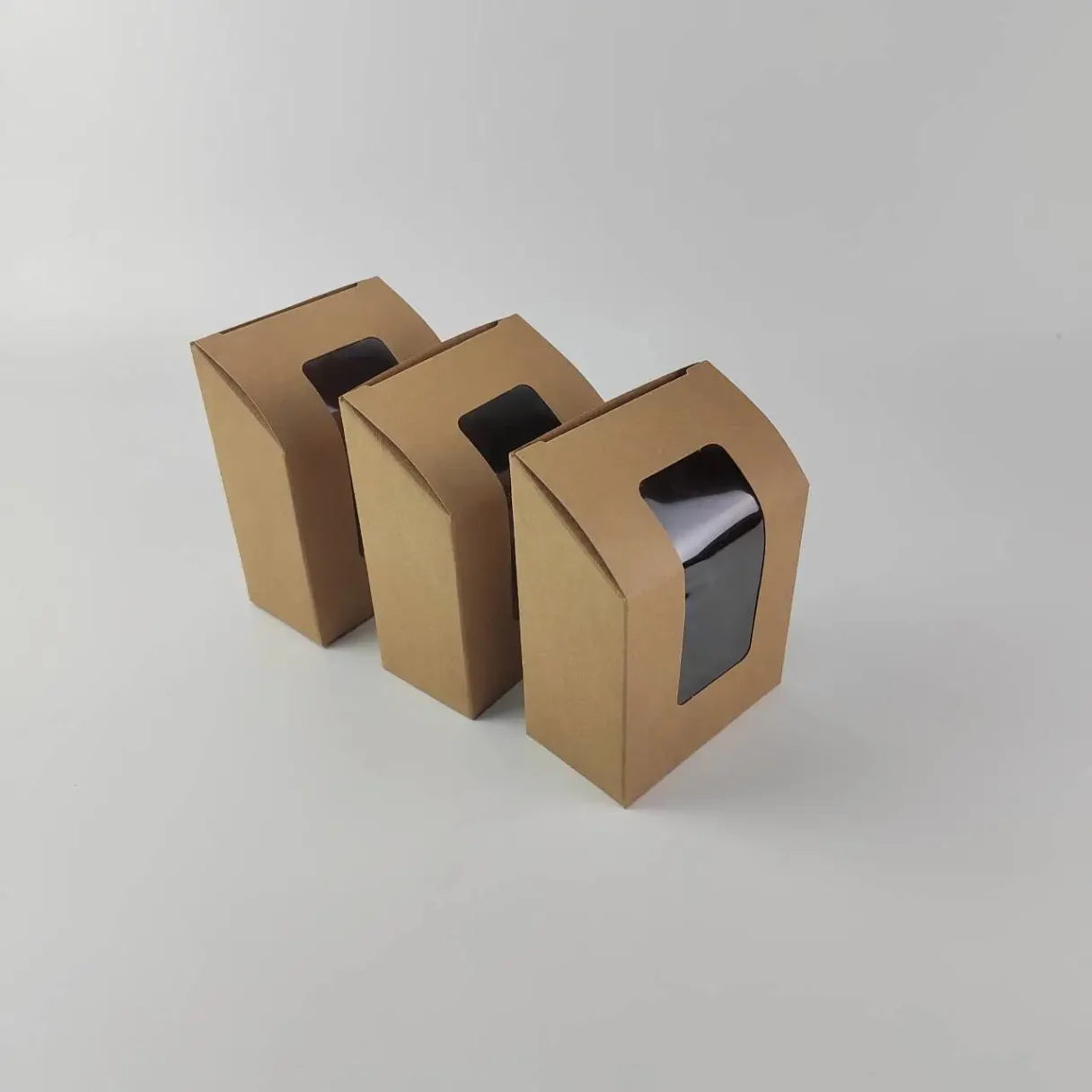 Sustainable beverage containers for eco-friendly packaging